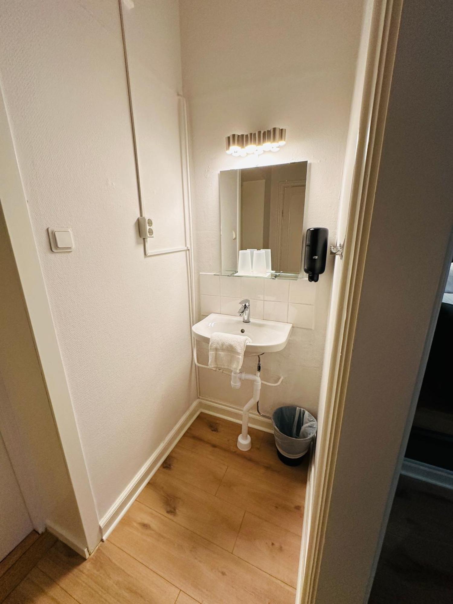 Vattengraendens Vandrarhem & Hotel Norrköping Værelse billede
